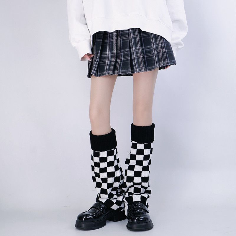 Black White Checkered Leg Warm - огляд і ціна Boot Sock Slouchy