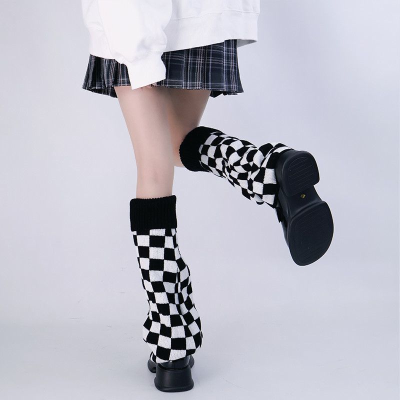 Black White Checkered Leg Warm - огляд і ціна Boot Sock Slouchy
