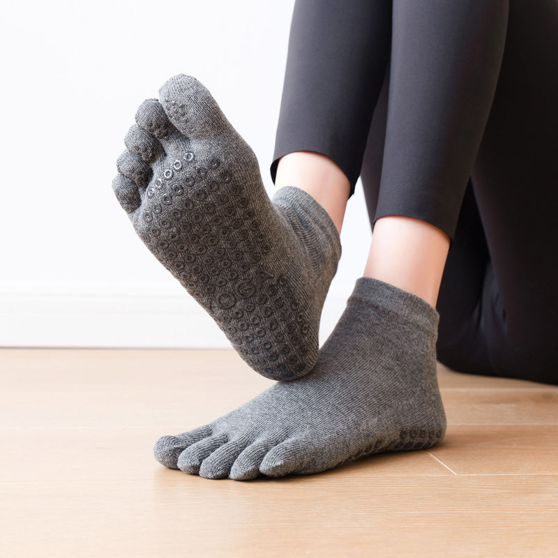 Anti-Slip Women Pilates Socks  - огляд і ціна Grip Sock Yoga