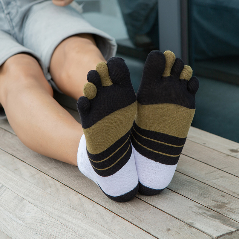 1/5 Pairs Men Colorful Stripe  - огляд і ціна Toe Sock Split