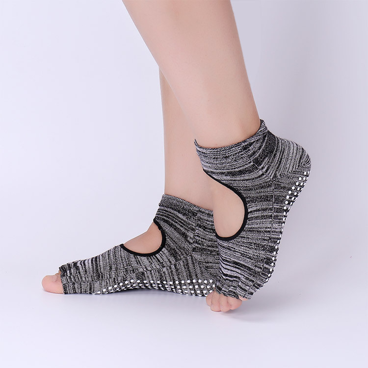 Non-Slip Yoga Socks with Grips - огляд і ціна Grip Sock Yoga